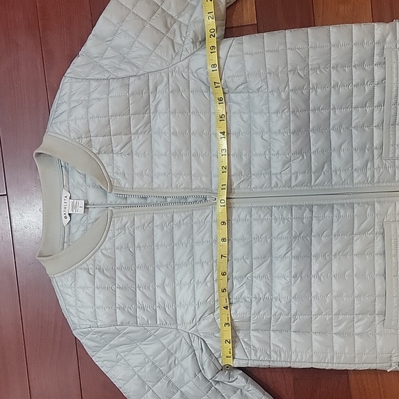 Athleta Grandview PrimaLoft Shell Jacket Coat - Small  Coast Gray - Picture 5 of 12